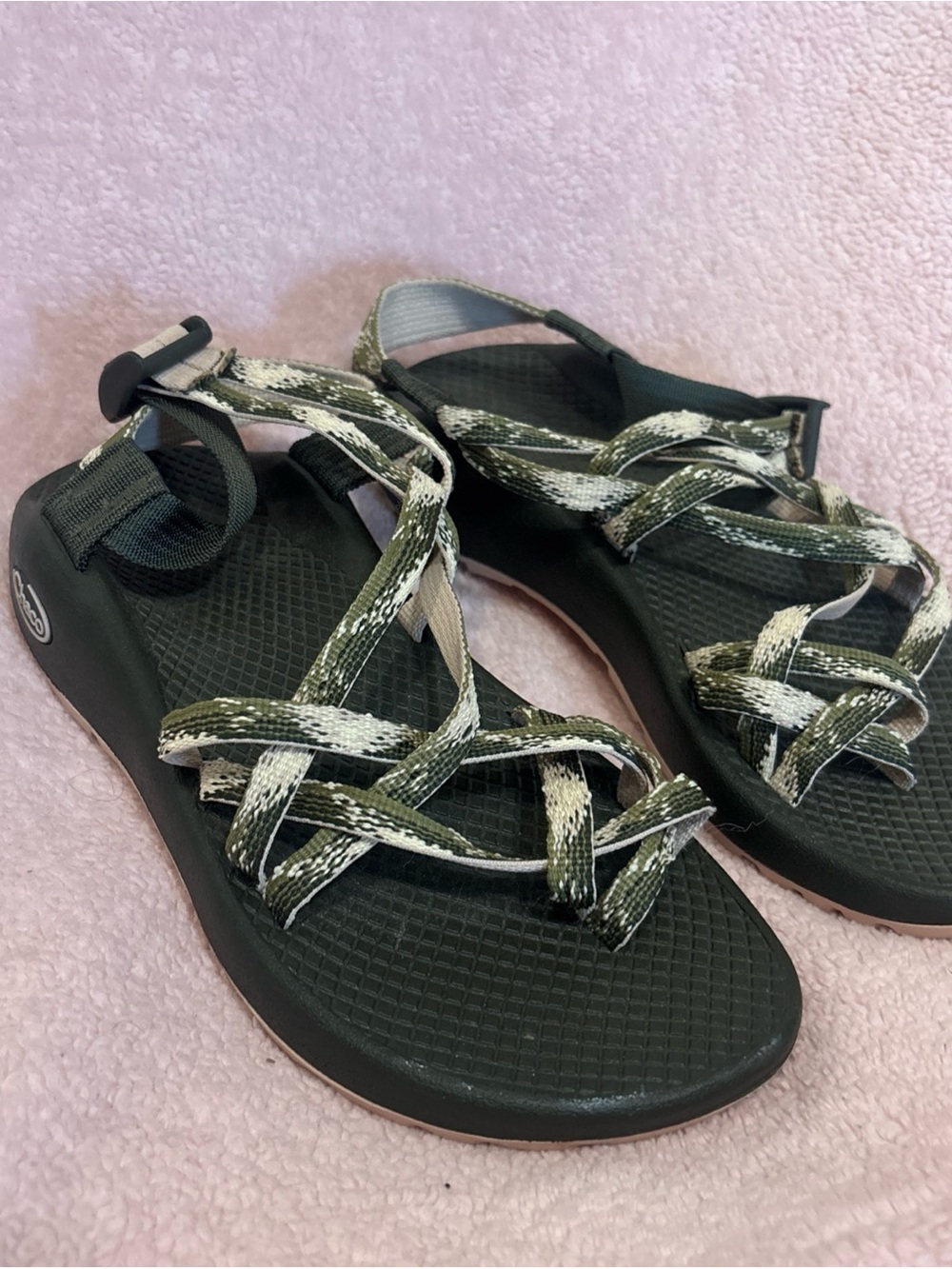 Chaco Women's Green Strappy Outdoor Sandals